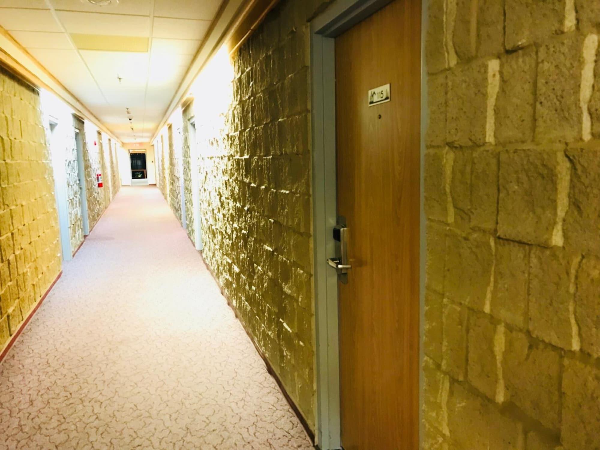 Northern Star Hotel & Convention Center Slave Lake Екстер'єр фото