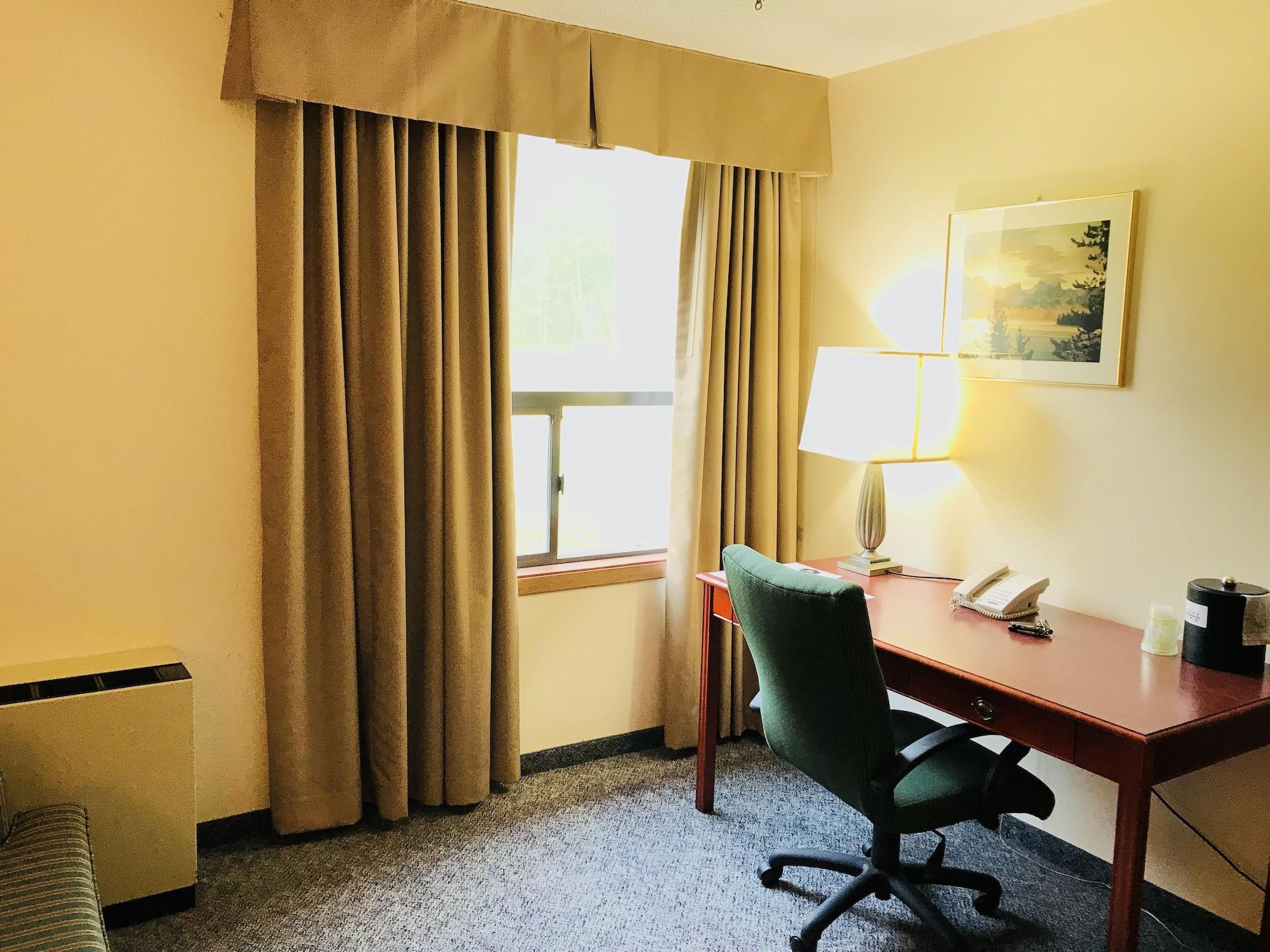 Northern Star Hotel & Convention Center Slave Lake Екстер'єр фото