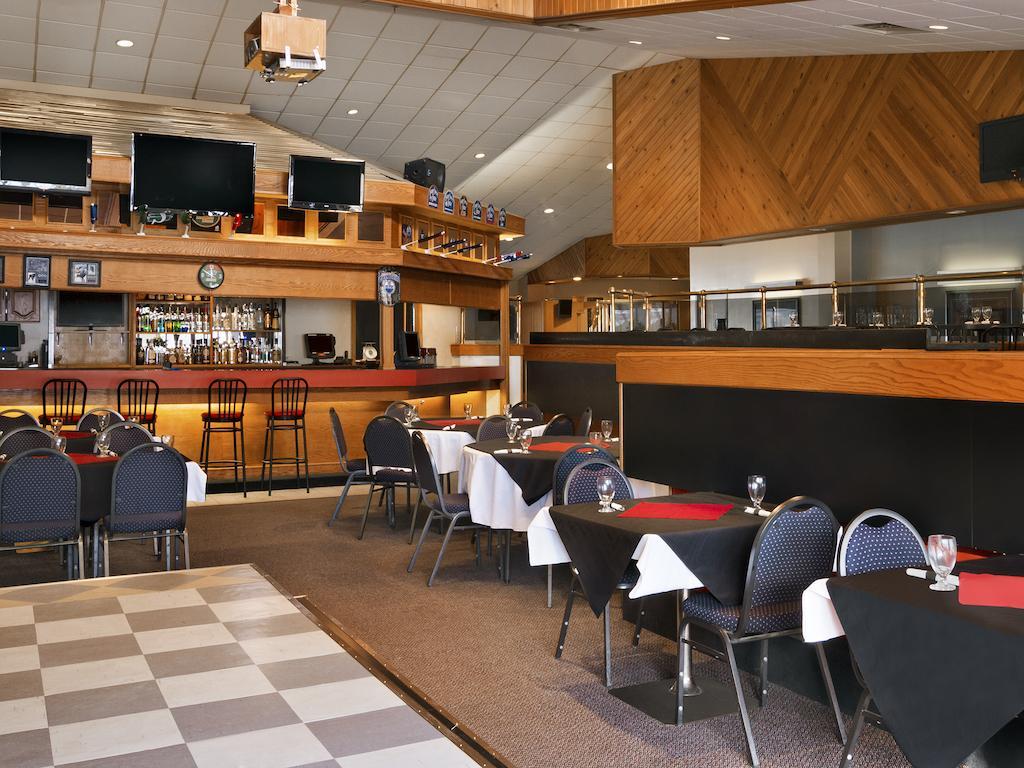 Northern Star Hotel & Convention Center Slave Lake Екстер'єр фото