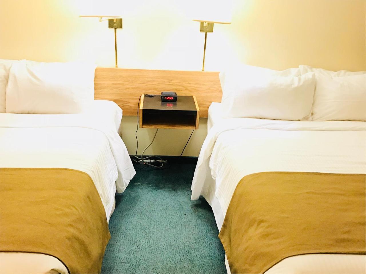 Northern Star Hotel & Convention Center Slave Lake Екстер'єр фото